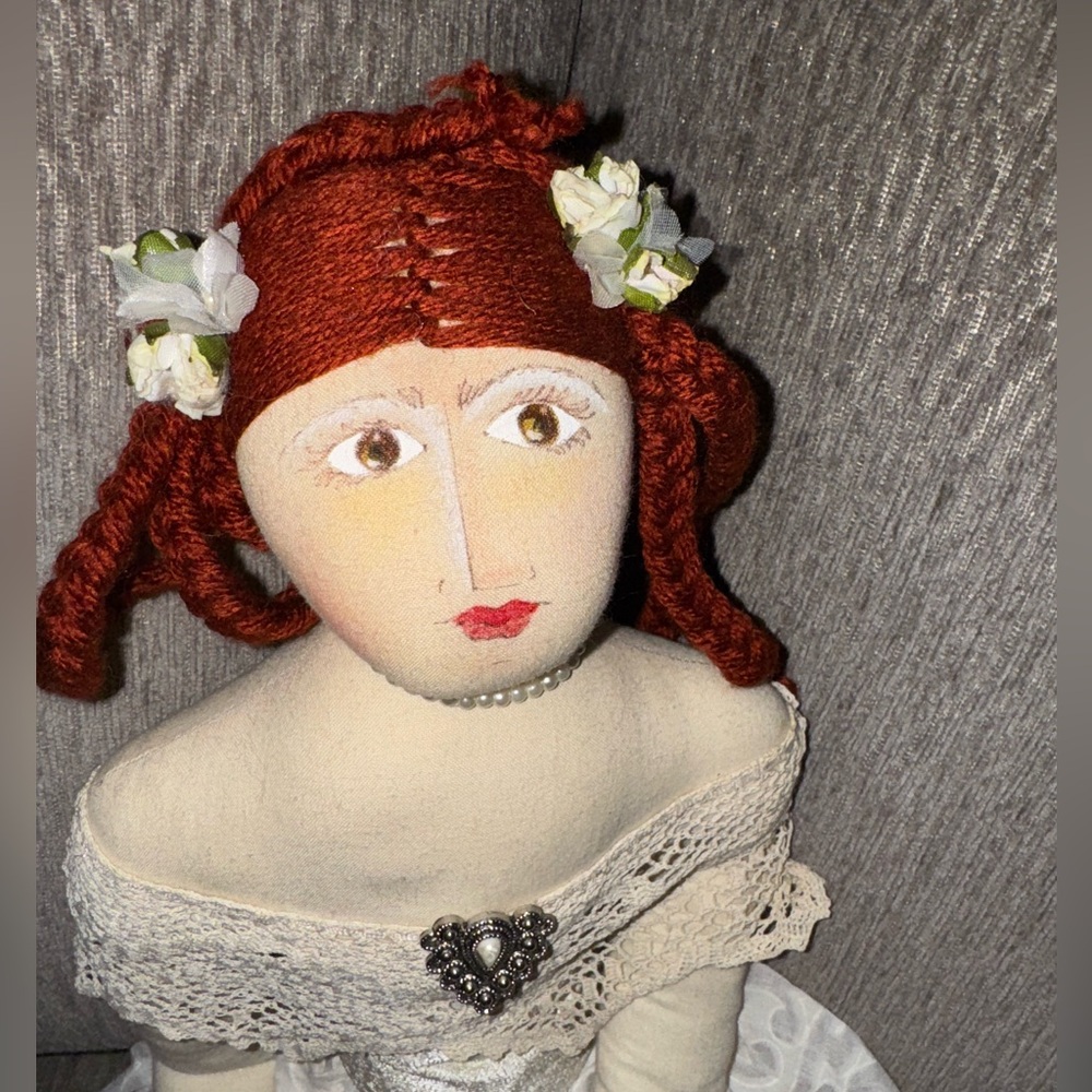 Alicia’s collectibles vintage style cloth doll